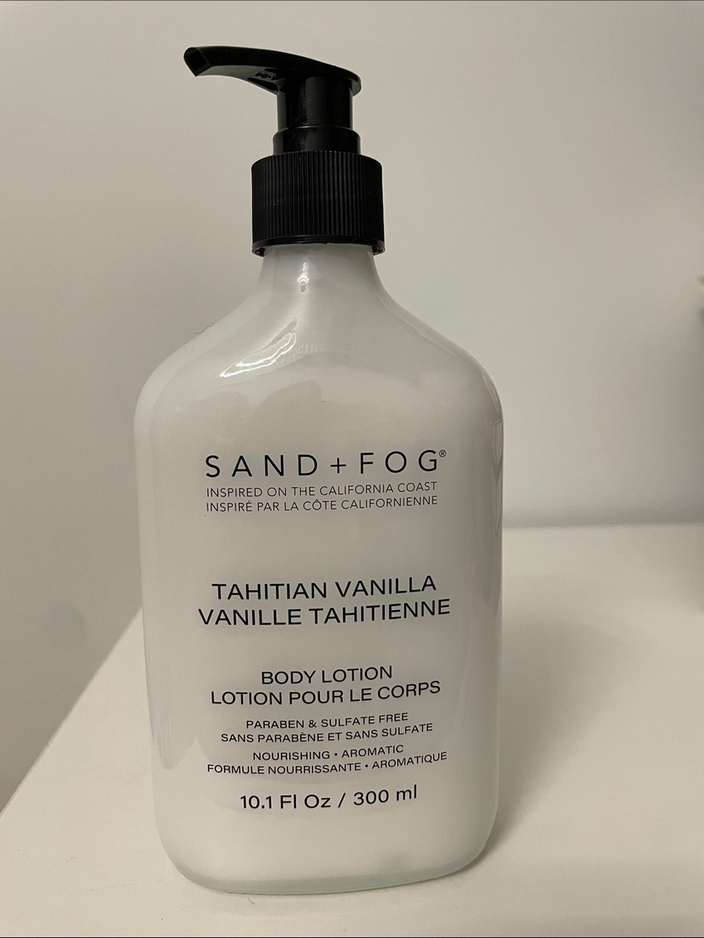 NEW SAND + FOG Tahitian Vanilla Body Lotion - 10.1 FL OZ/ 300 ML